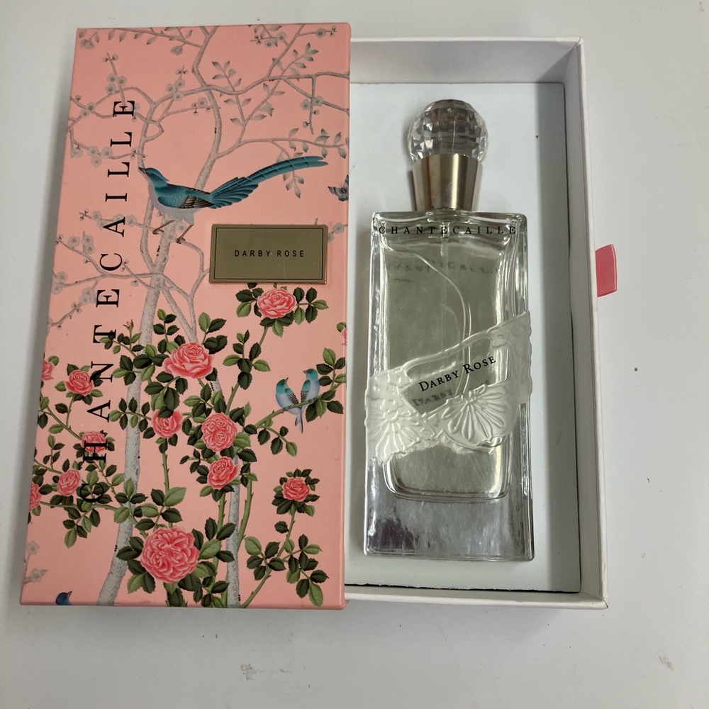 99% full Darby rose chantecaille very hard to buy new